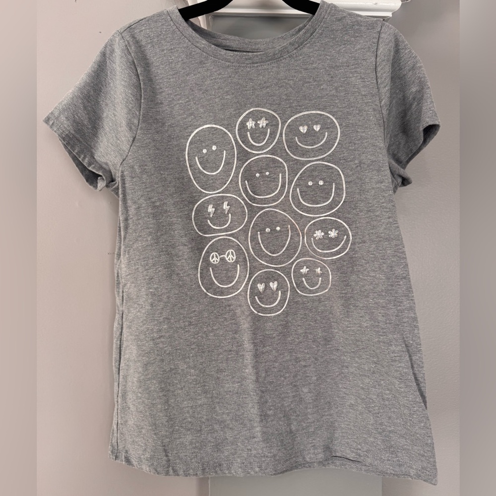 Girls cat & jack tee